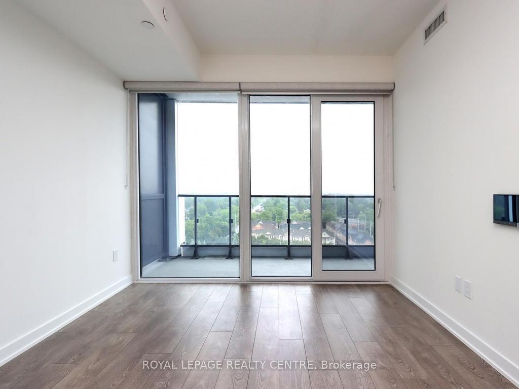 









28


Ann

Street, 1119,
Mississauga,




ON
L5G 0E1

