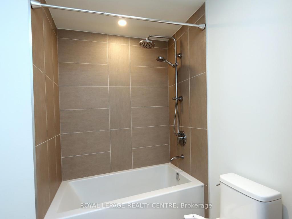 









28


Ann

Street, 1119,
Mississauga,




ON
L5G 0E1

