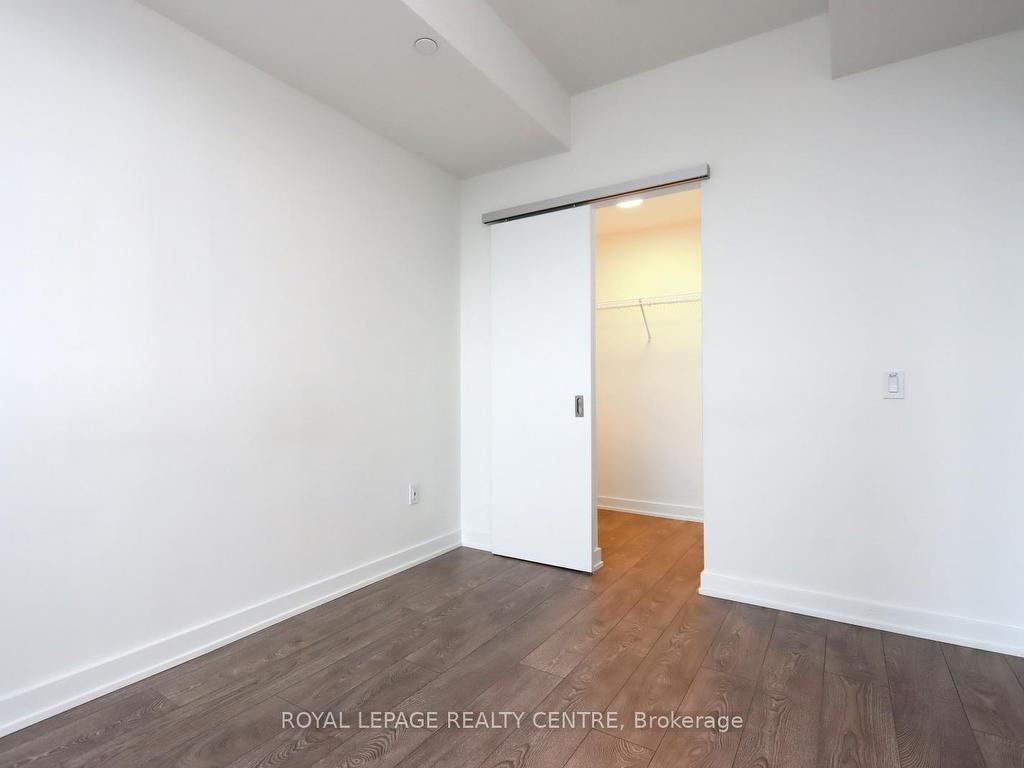 









28


Ann

Street, 1119,
Mississauga,




ON
L5G 0E1

