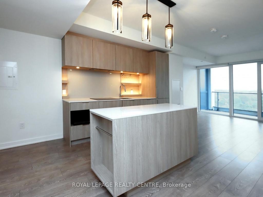 









28


Ann

Street, 1119,
Mississauga,




ON
L5G 0E1

