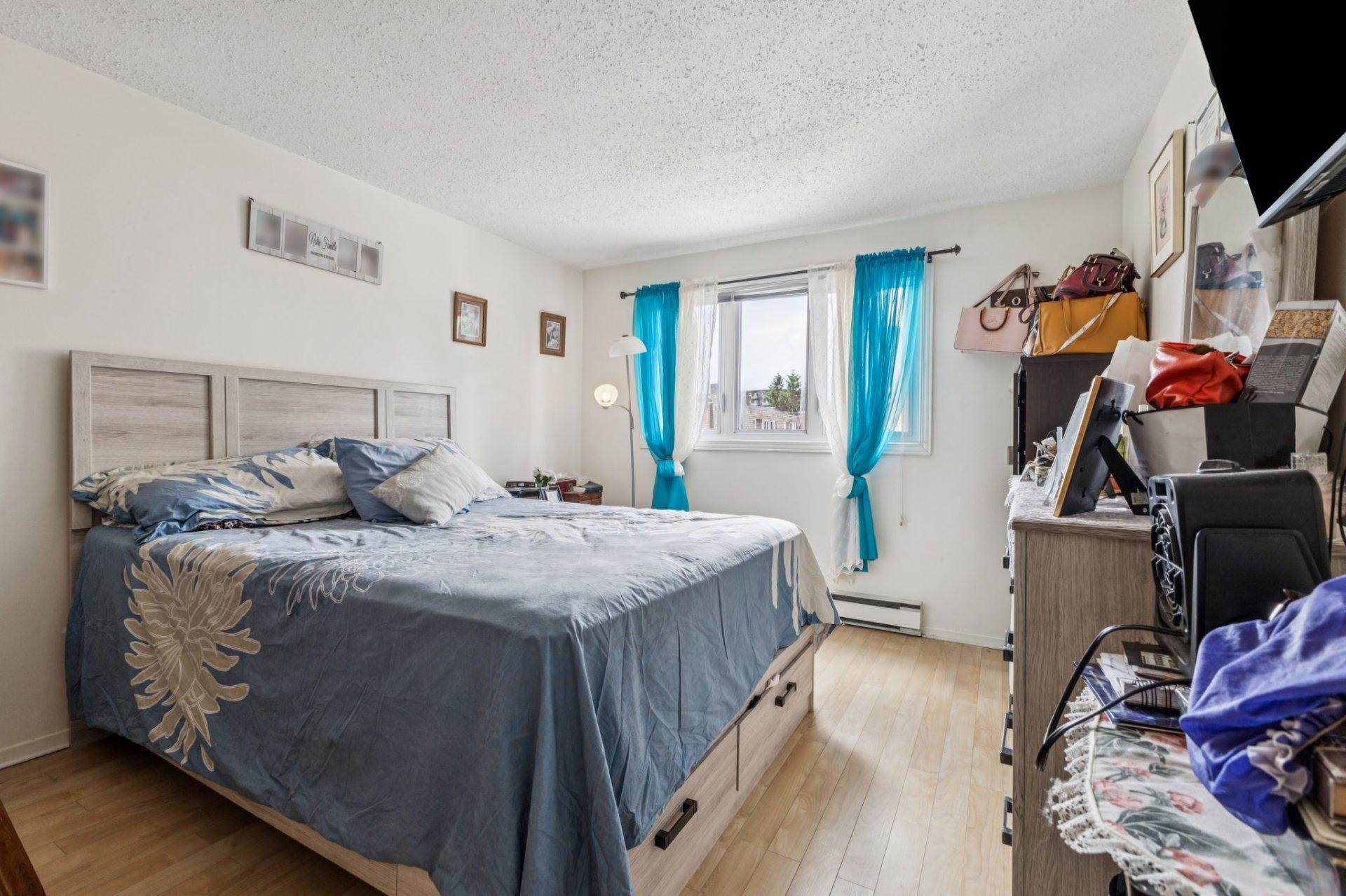 









117


Rue du Ravin-Bleu

,
Gatineau (Hull),




QC
J8Z1X7

