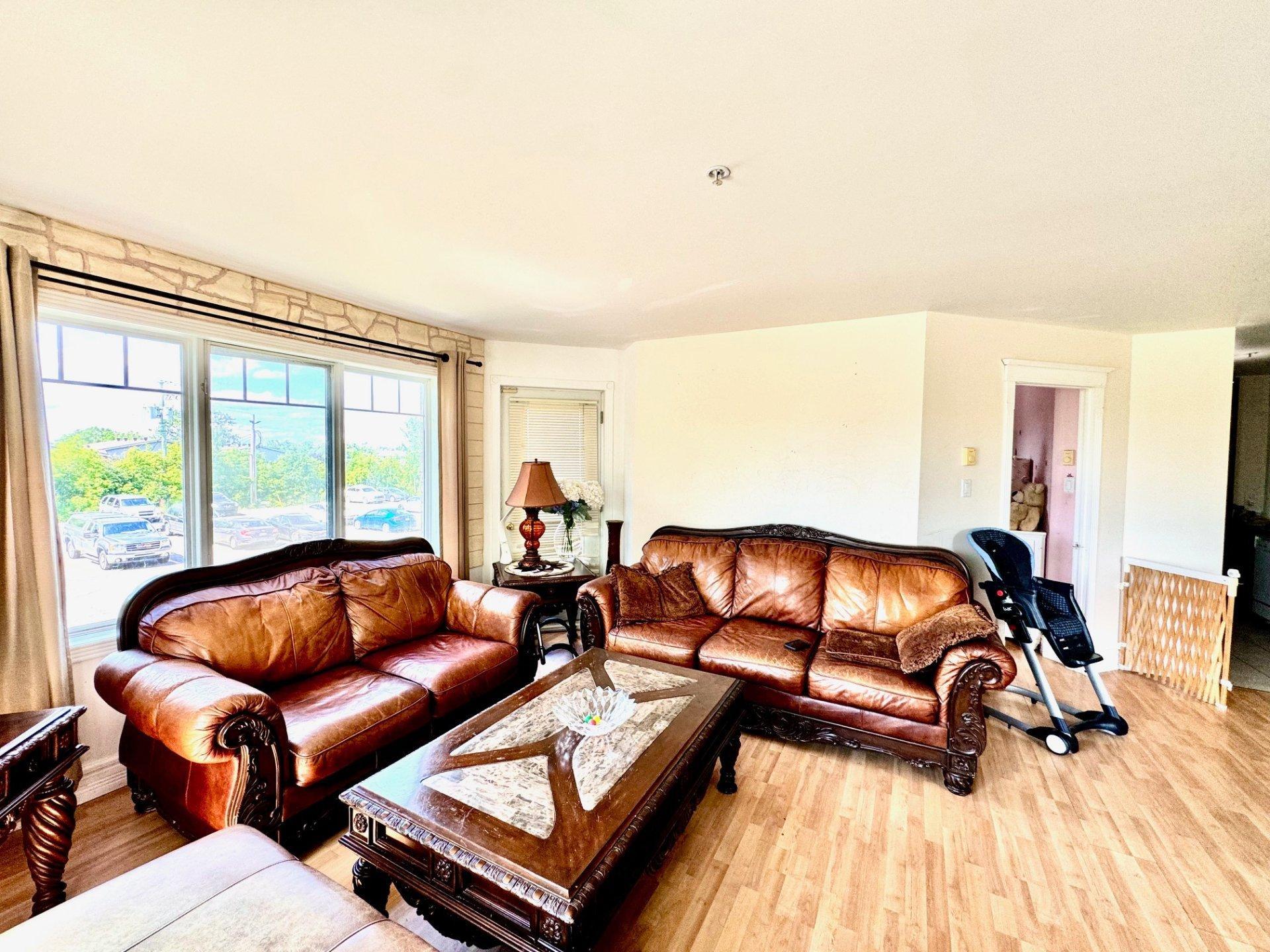 









16769


Boul. de Pierrefonds

, 203,
Montréal (Pierrefonds-Roxboro),




QC
H9H5L8

