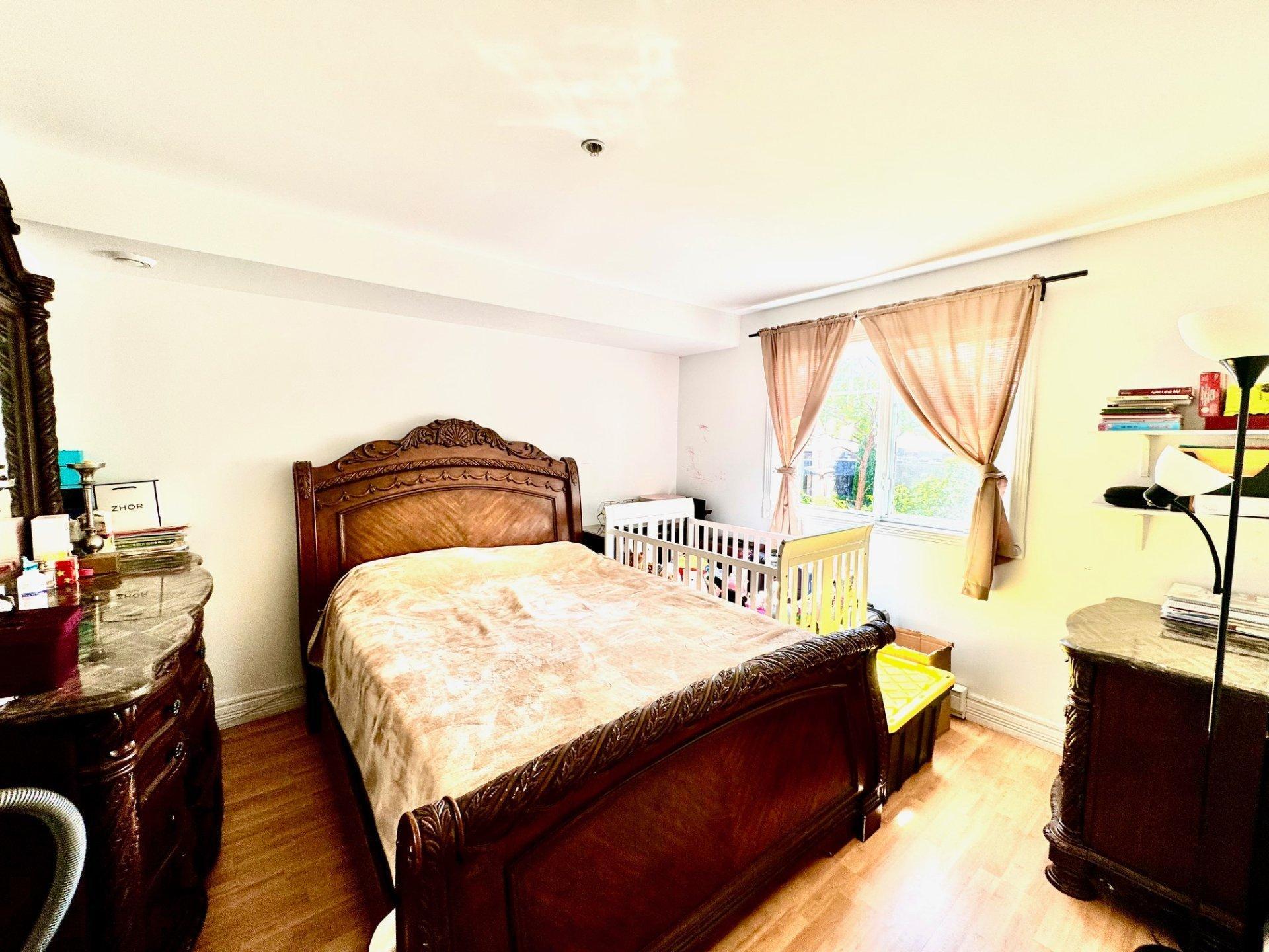 









16769


Boul. de Pierrefonds

, 203,
Montréal (Pierrefonds-Roxboro),




QC
H9H5L8

