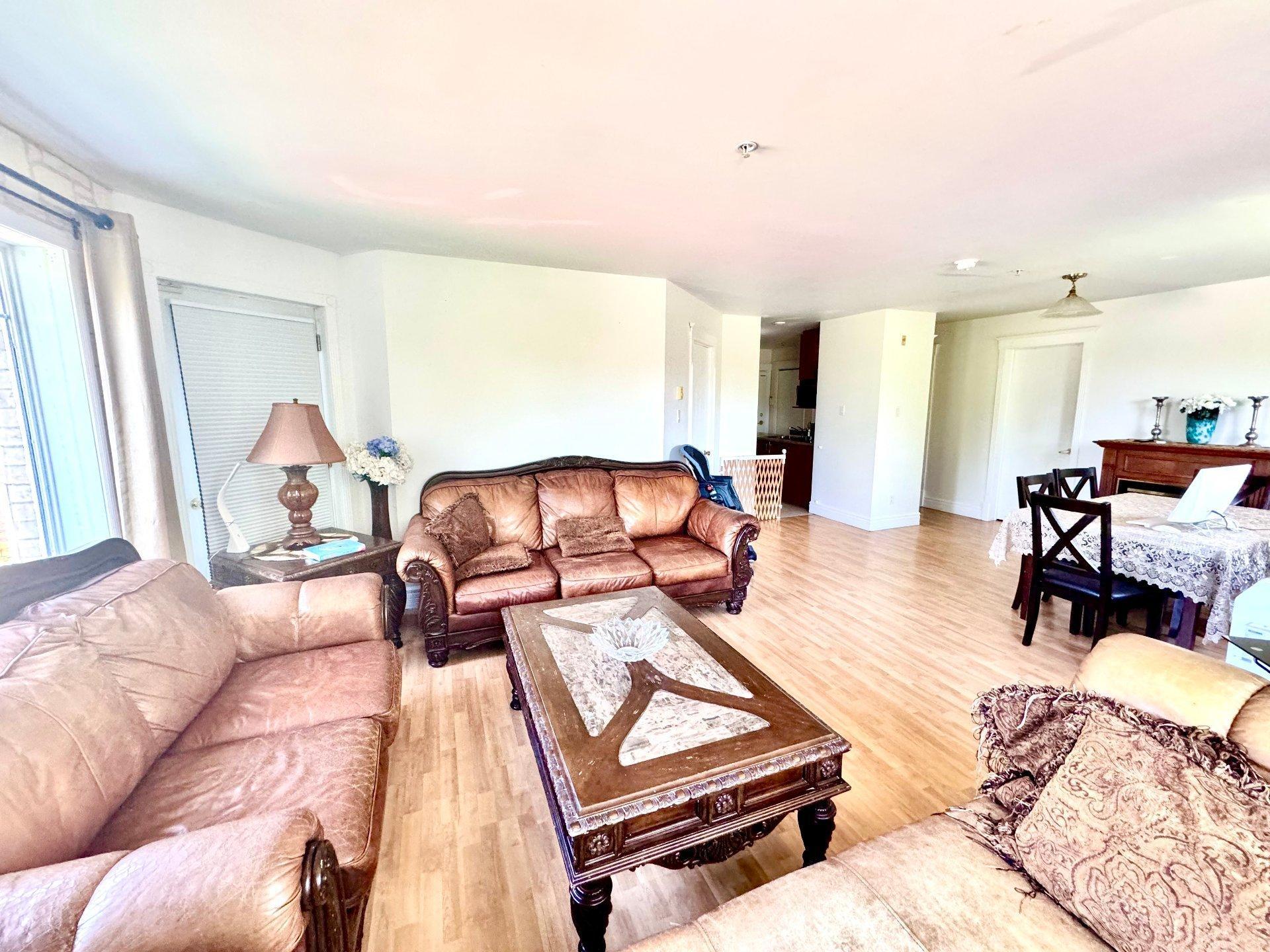 









16769


Boul. de Pierrefonds

, 203,
Montréal (Pierrefonds-Roxboro),




QC
H9H5L8

