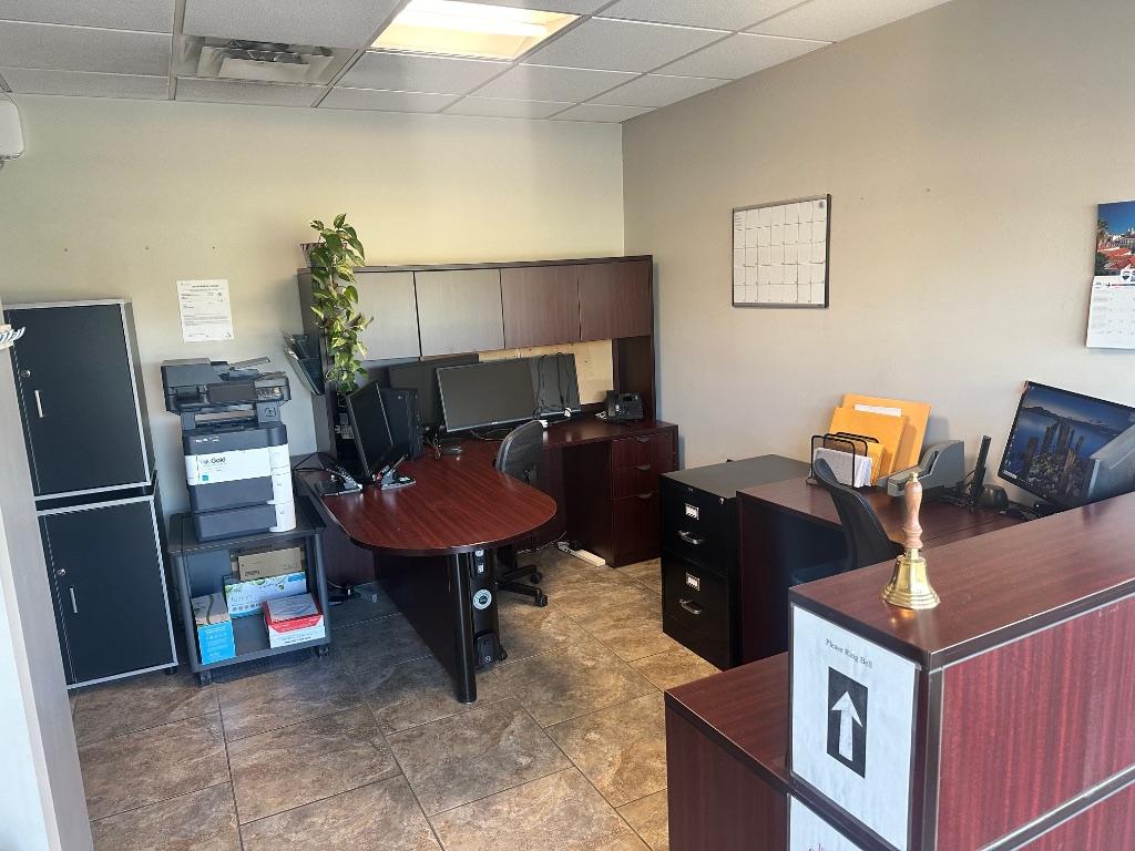 









4205


27

Street, 1,
Vernon,




BC
V1T 4Y3

