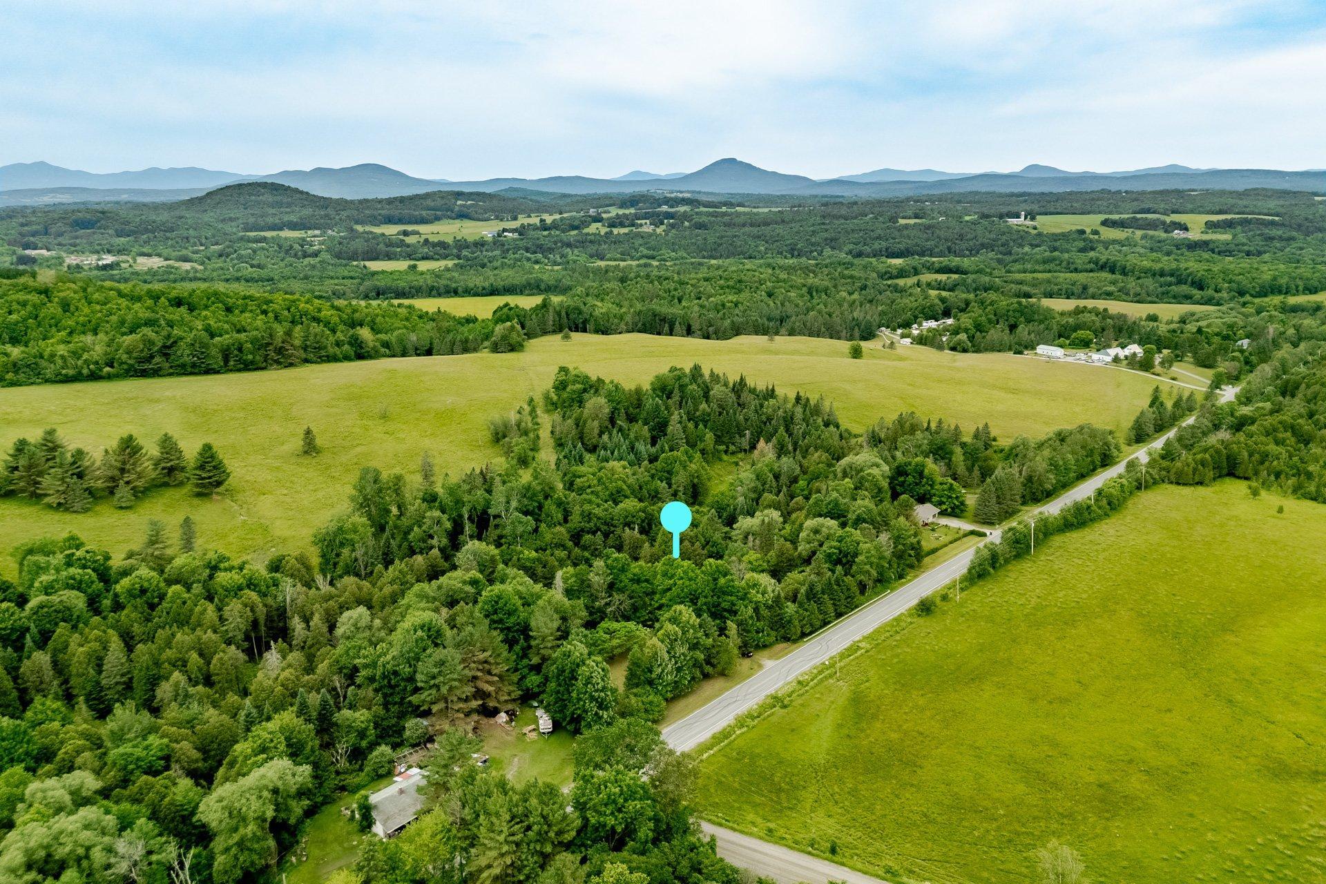 









695


Ch. de Stanstead

,
Ogden,







QC
J0B3E3

