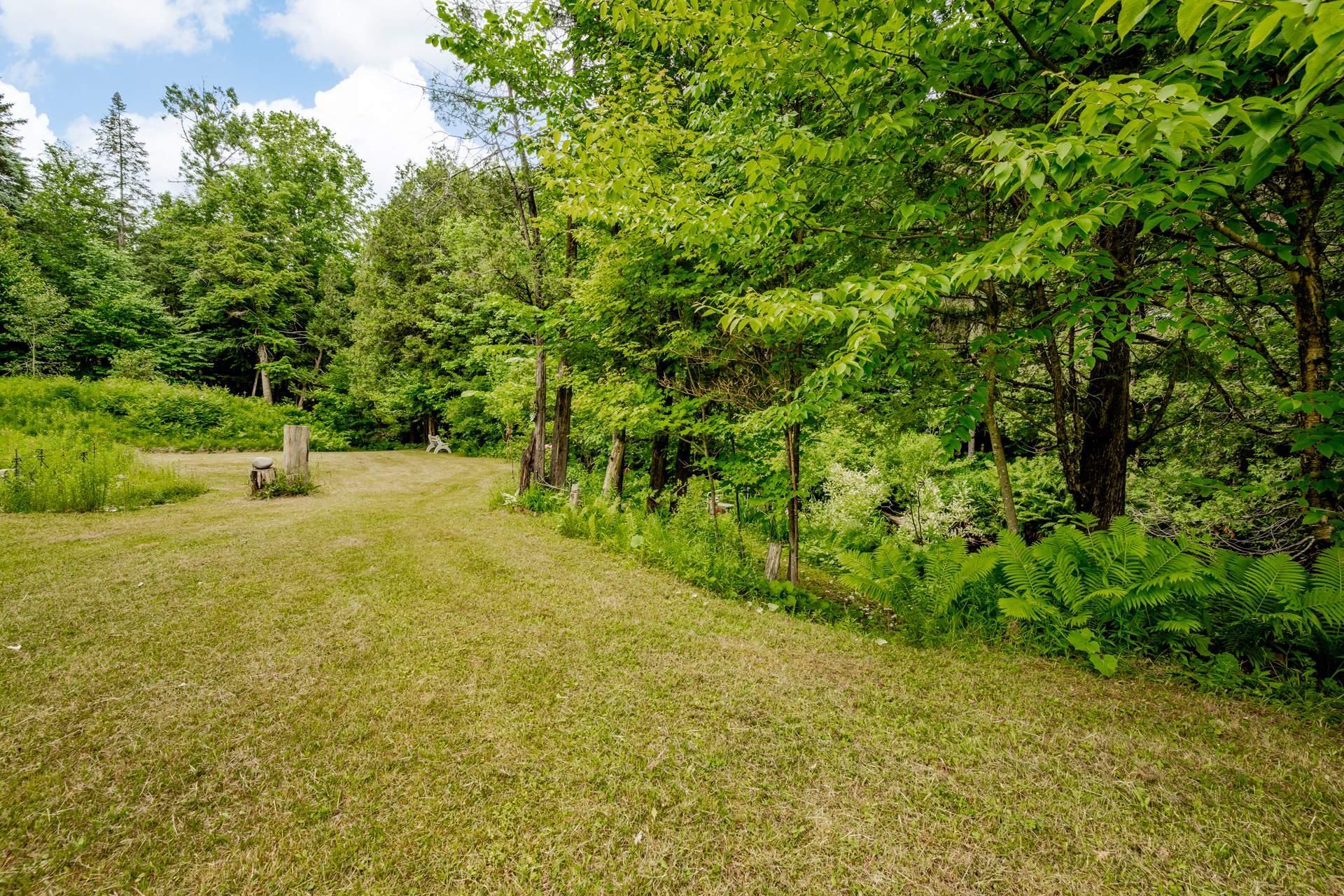 









695


Ch. de Stanstead

,
Ogden,







QC
J0B3E3

