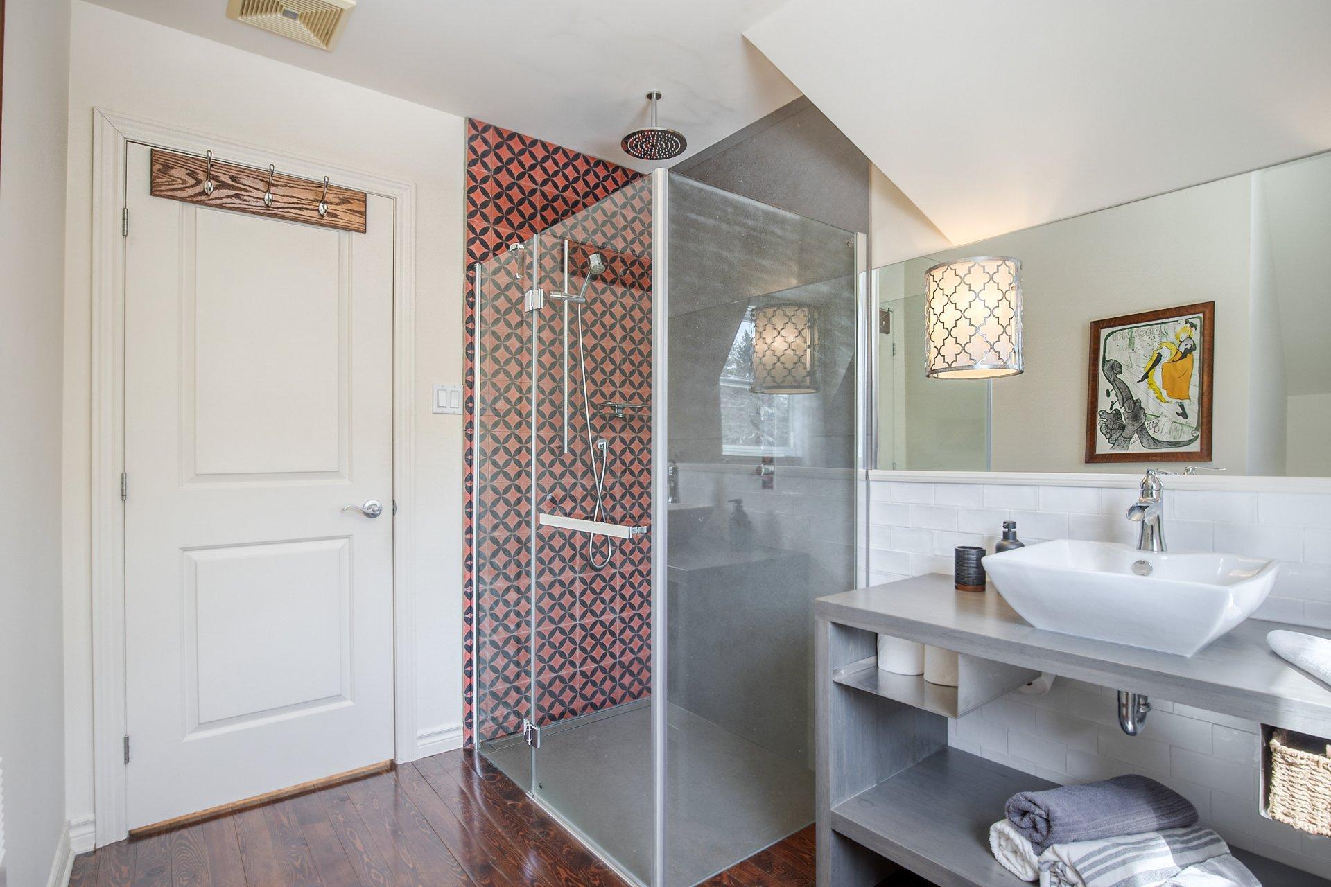 









429


Rue des Plateaux

,
Mont-Saint-Hilaire,




QC
J3H6E6

