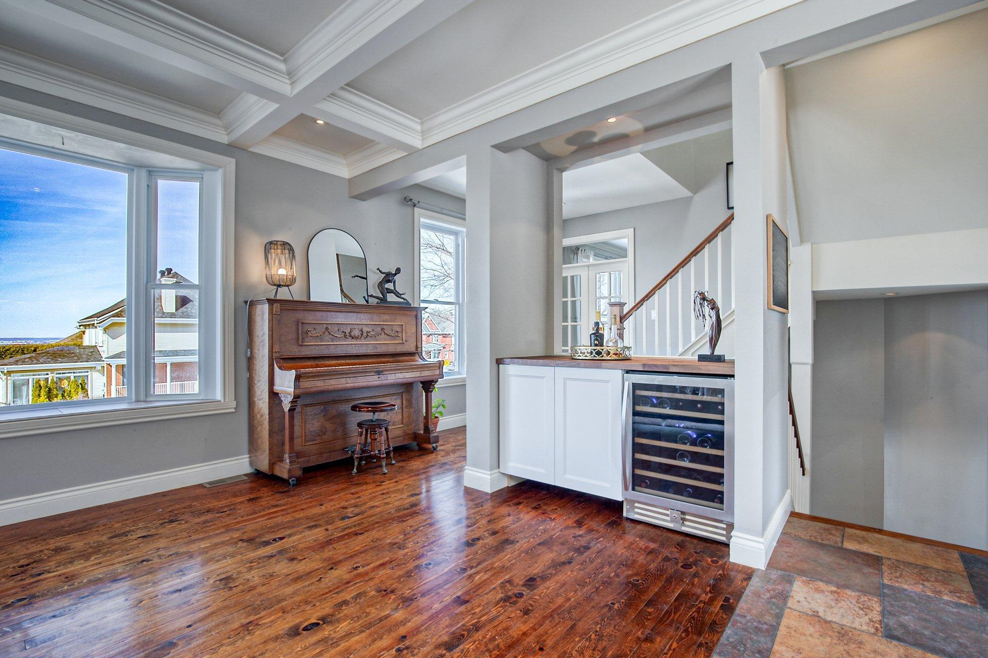 









429


Rue des Plateaux

,
Mont-Saint-Hilaire,




QC
J3H6E6

