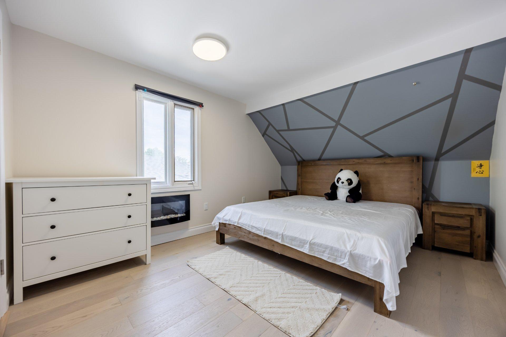 









69


2e Avenue N.

,
Montréal (Pierrefonds-Roxboro),




QC
H8Y2L1

