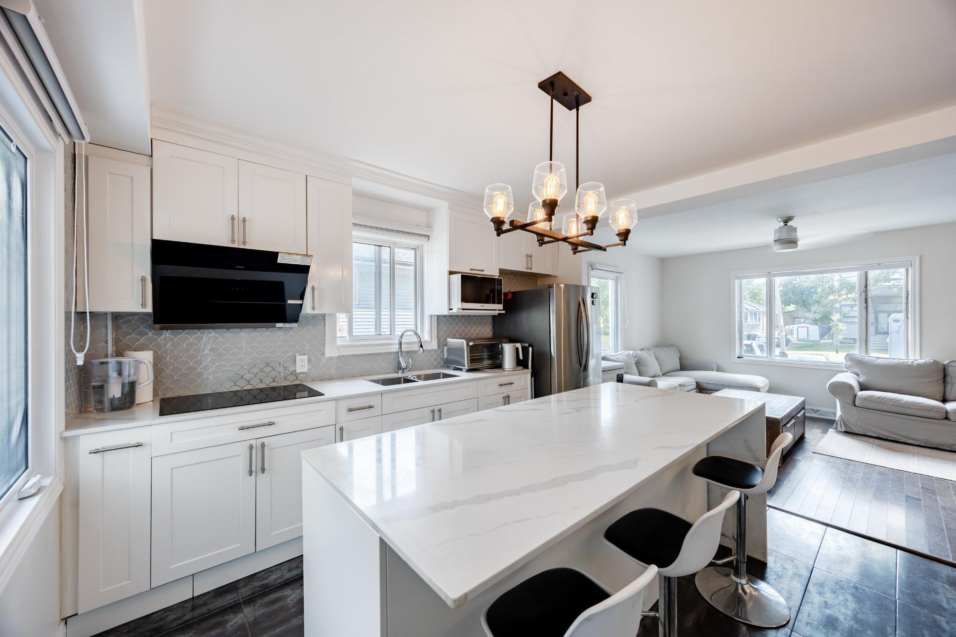 









69


2e Avenue N.

,
Montréal (Pierrefonds-Roxboro),




QC
H8Y2L1

