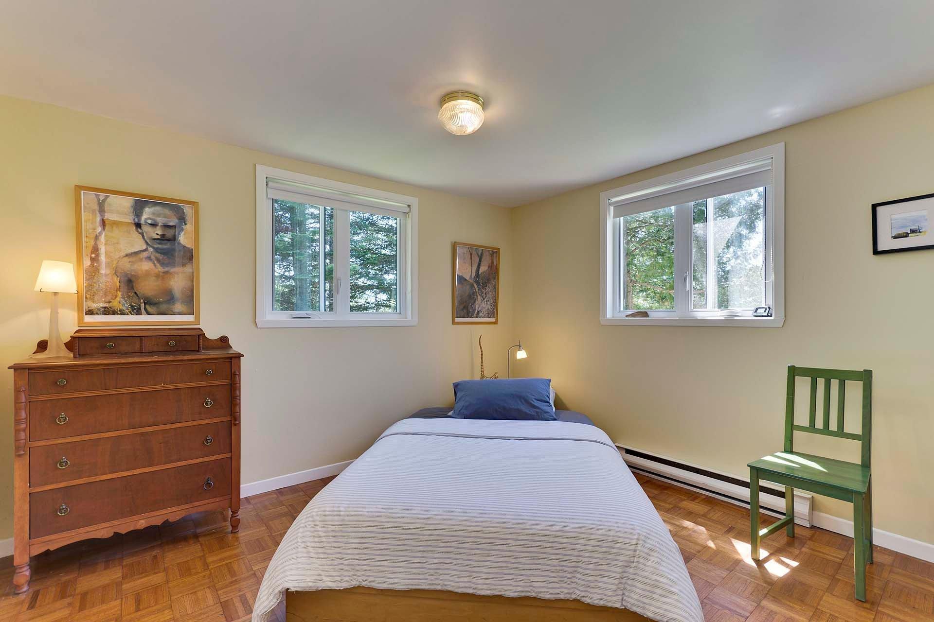 









23


Rue de Bromont

,
Sutton,




QC
J0E2K0

