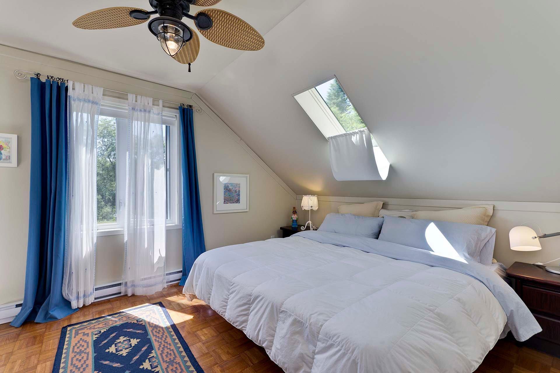 









23


Rue de Bromont

,
Sutton,




QC
J0E2K0

