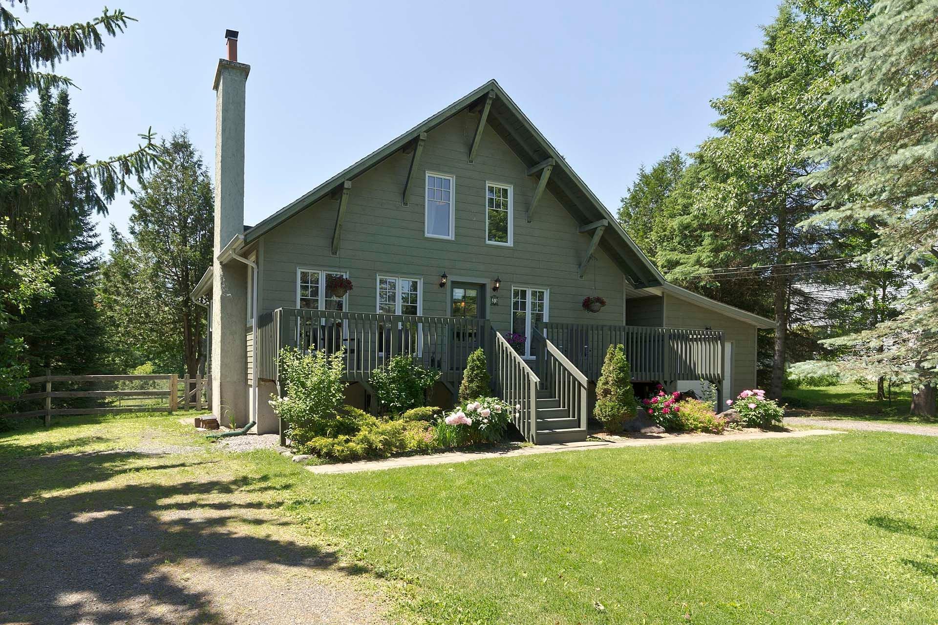 









23


Rue de Bromont

,
Sutton,




QC
J0E2K0

