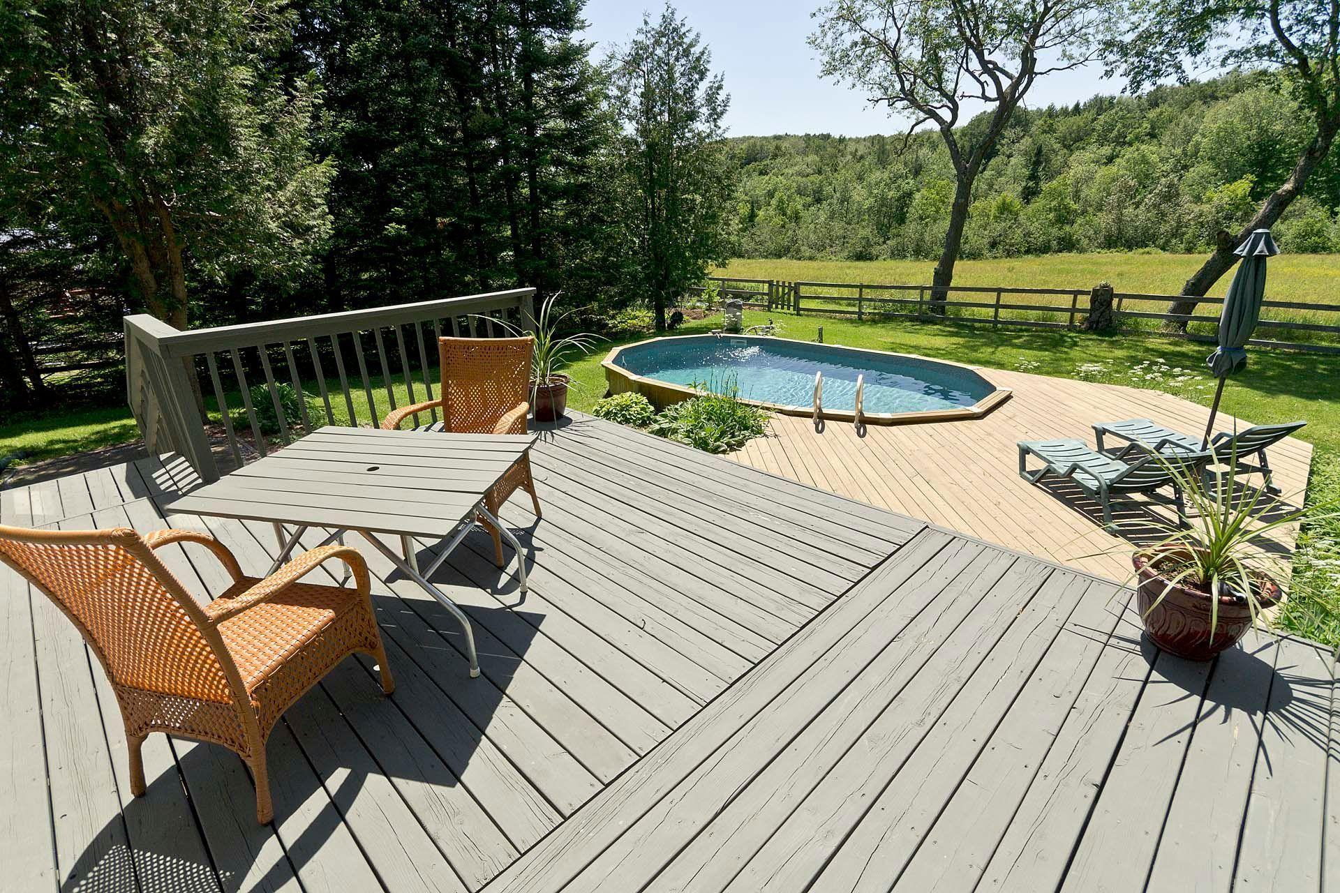 









23


Rue de Bromont

,
Sutton,




QC
J0E2K0

