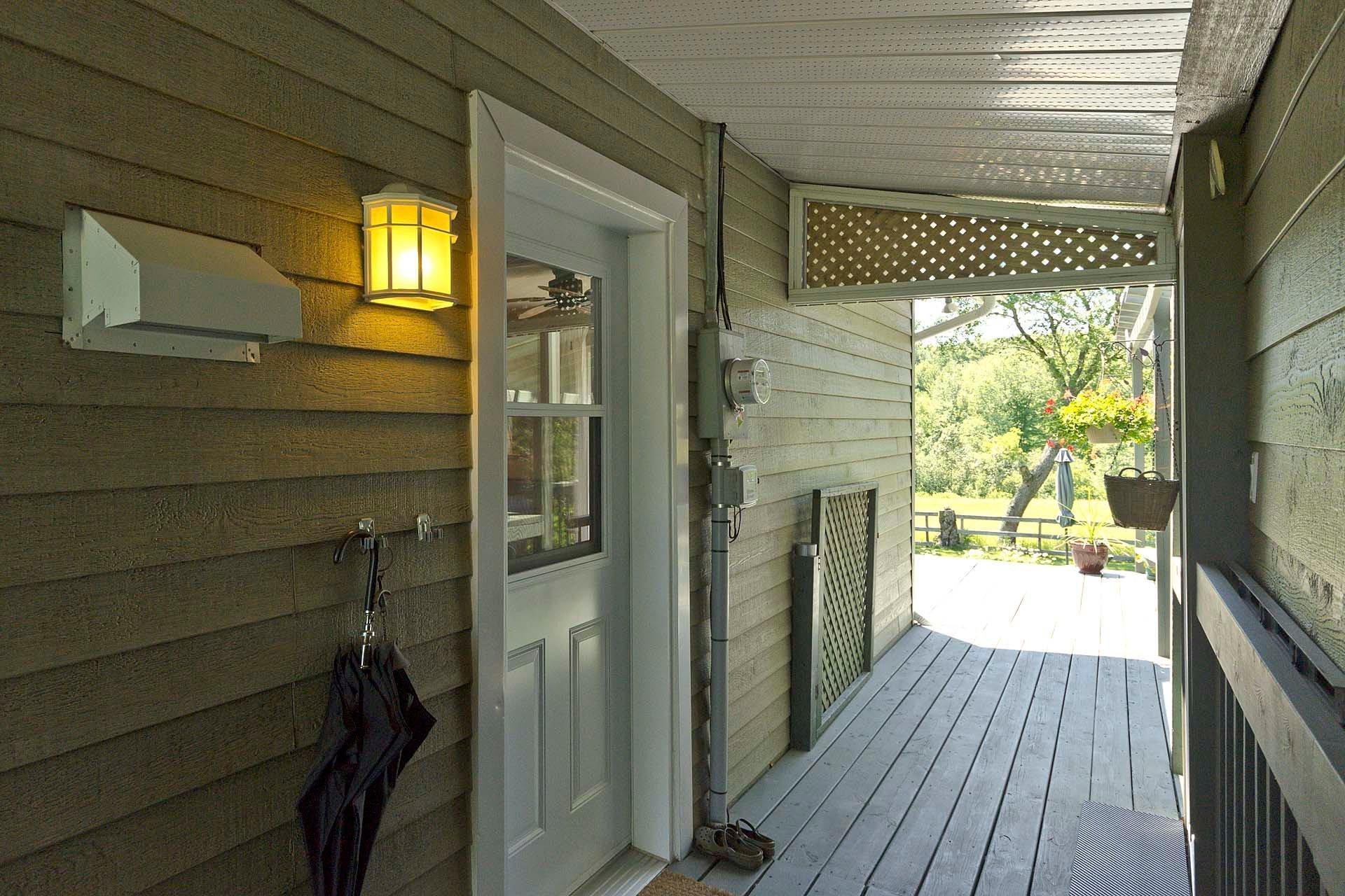 









23


Rue de Bromont

,
Sutton,




QC
J0E2K0

