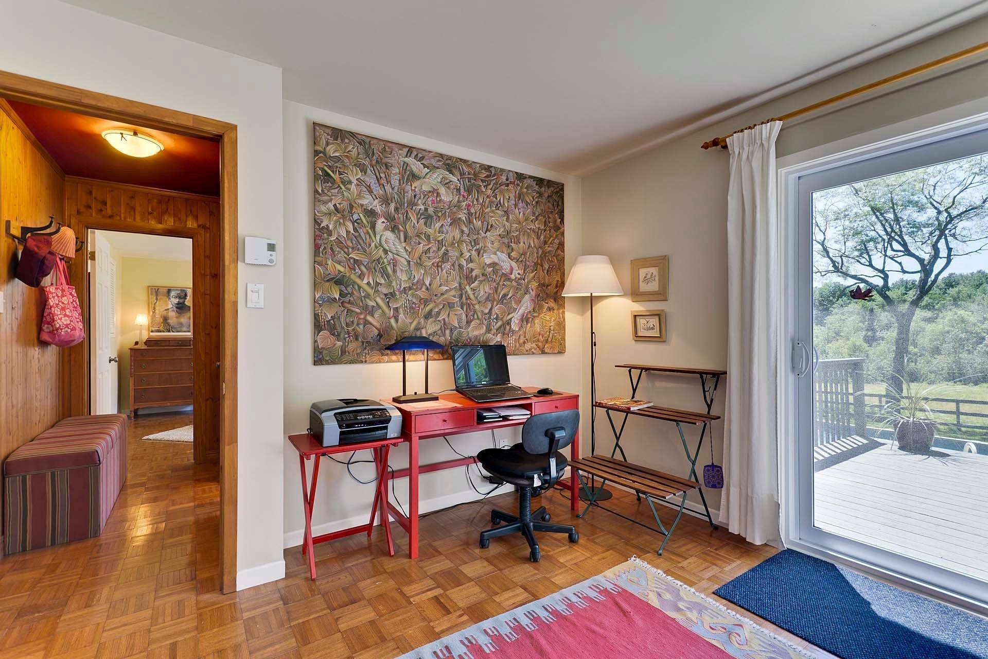 









23


Rue de Bromont

,
Sutton,




QC
J0E2K0

