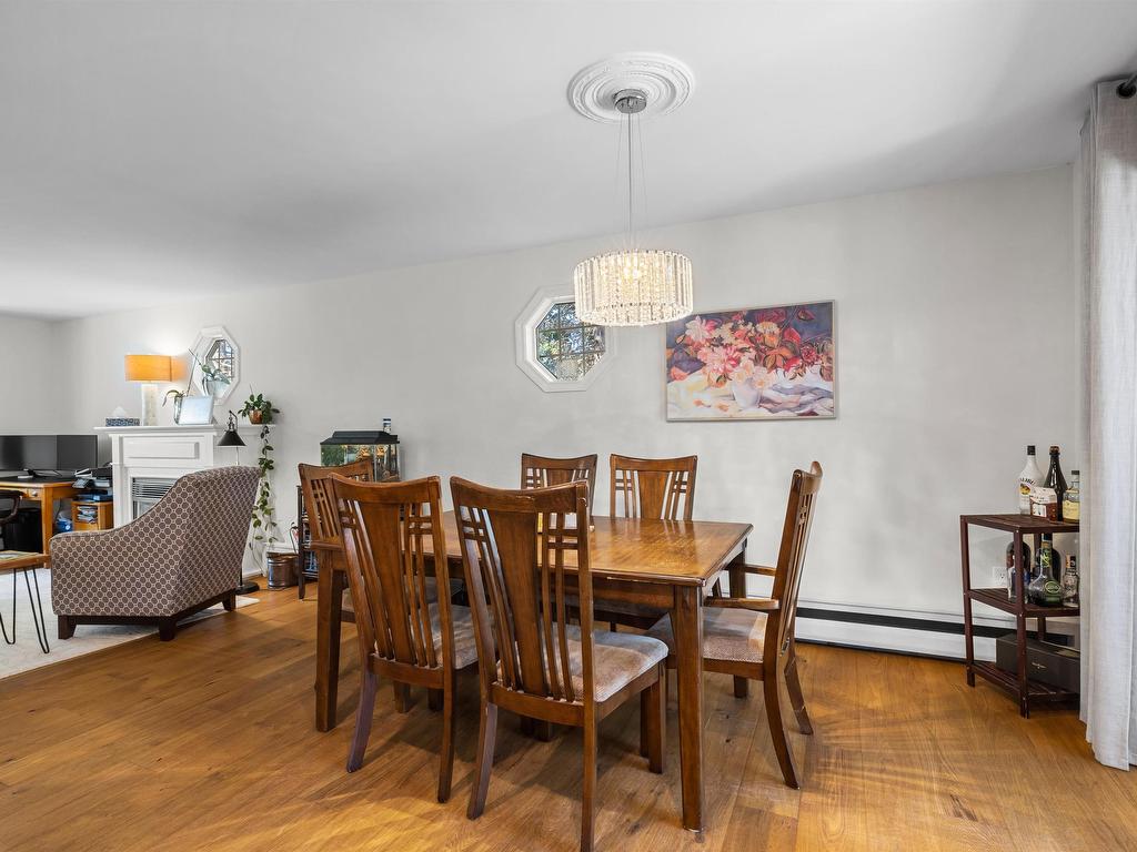












21 Upton Park Road

,
West Royalty,




PE
C1E 1Z0


