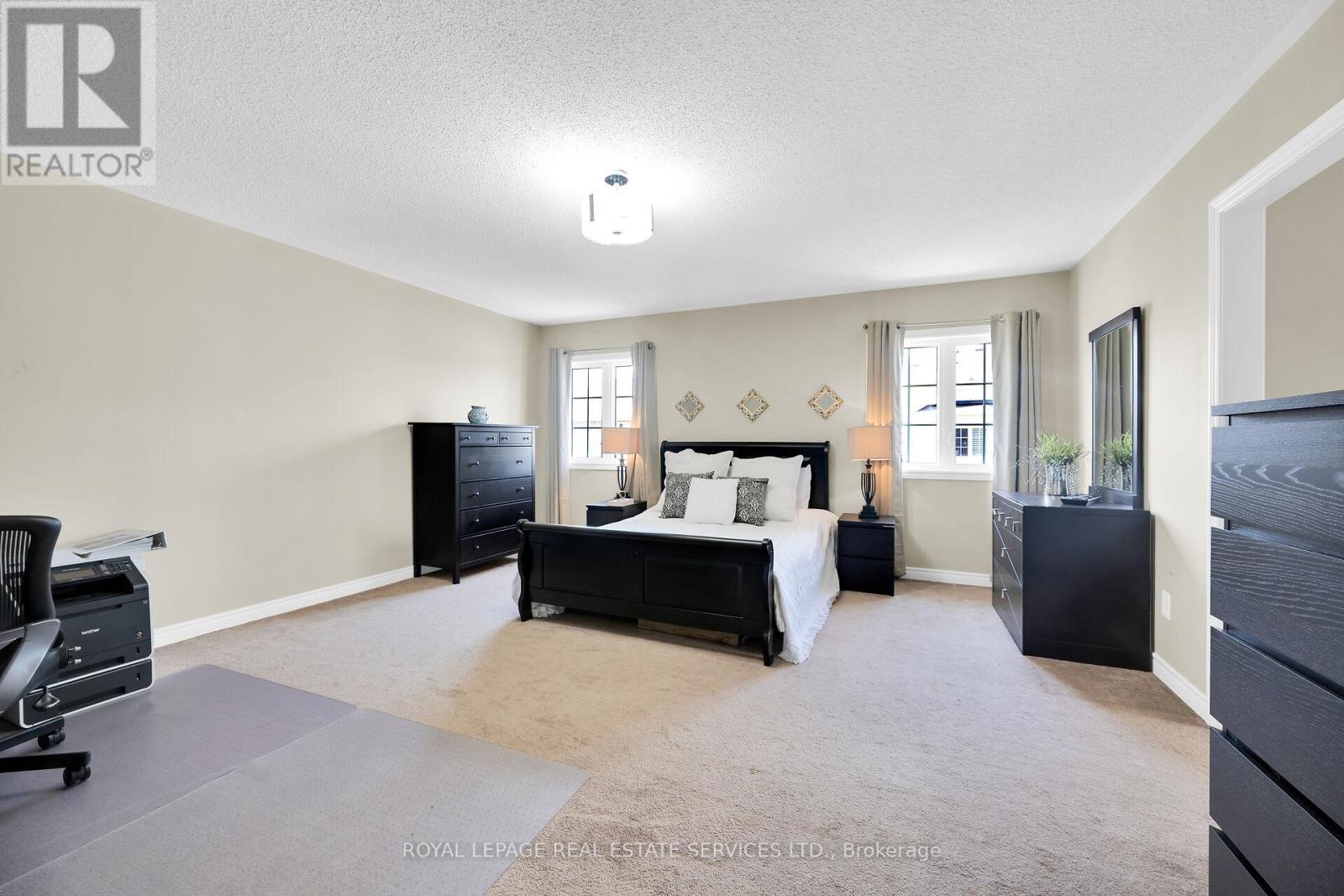 












123 ATTRIDGE CRESCENT

,
Hamilton,




Ontario
L0R2H7

