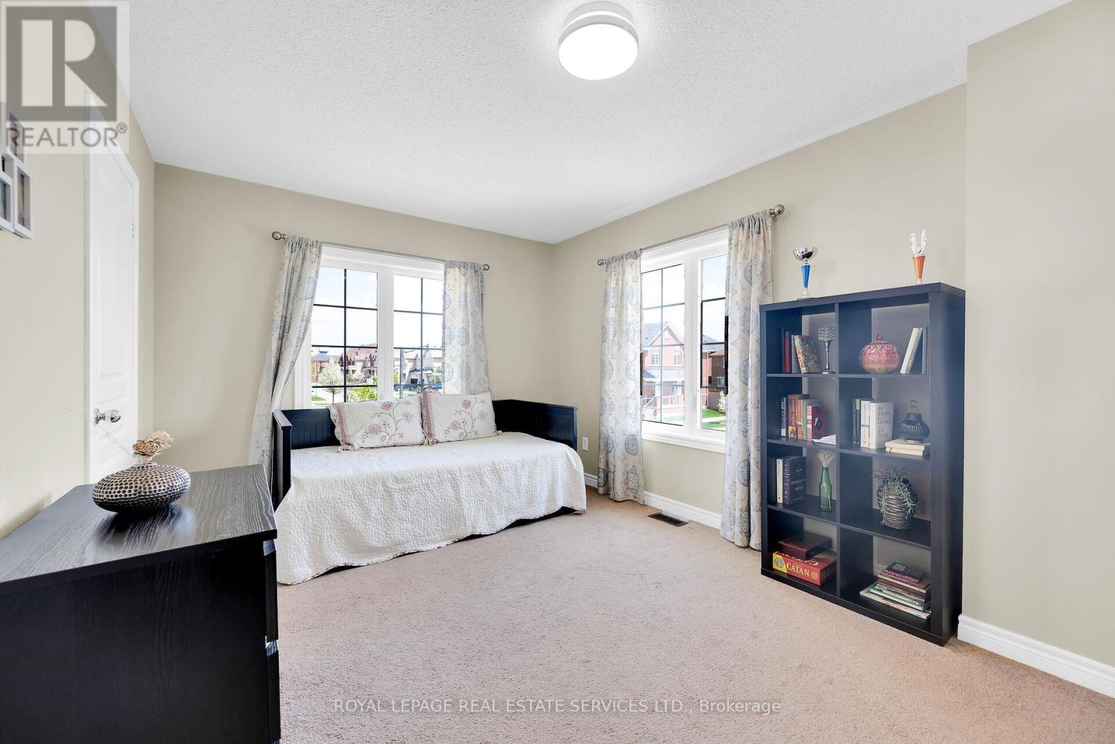 












123 ATTRIDGE CRESCENT

,
Hamilton,




Ontario
L0R2H7

