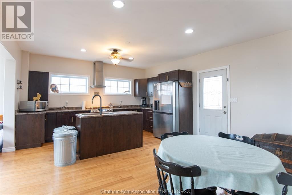 












2352 OIL HERITAGE ROAD

,
Oil Springs,




Ontario
N0N1P0

