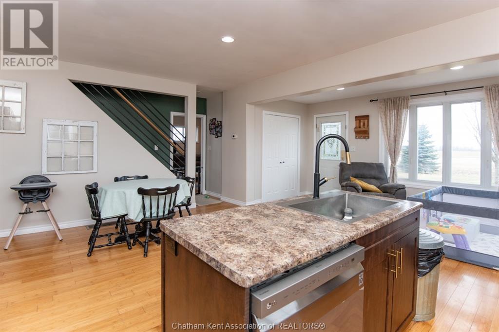 












2352 OIL HERITAGE ROAD

,
Oil Springs,




Ontario
N0N1P0

