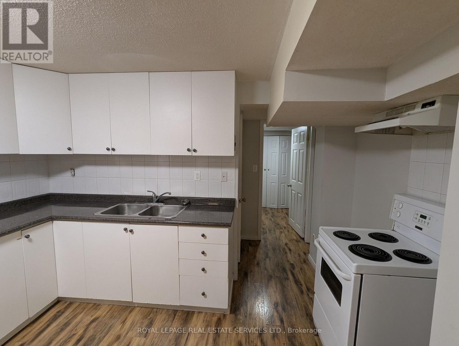 












BSMT - 6053 LEESIDE CRESCENT

,
Mississauga,




Ontario
L5M5K6

