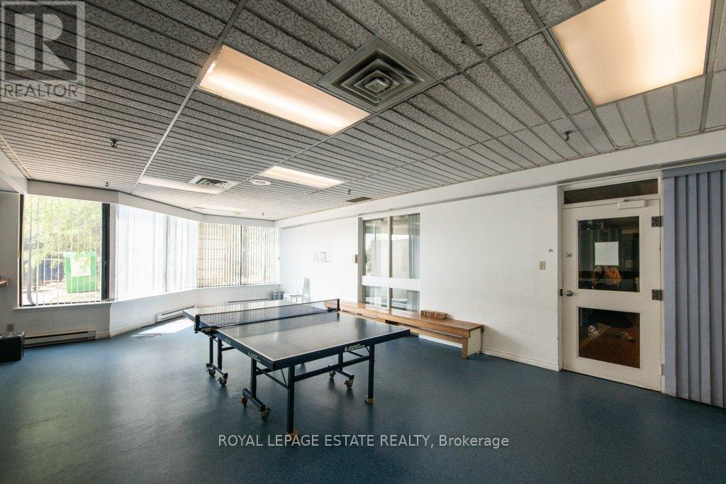 












1012 - 160 ALTON TOWERS CIRCLE

,
Toronto,




Ontario
M1V4X8

