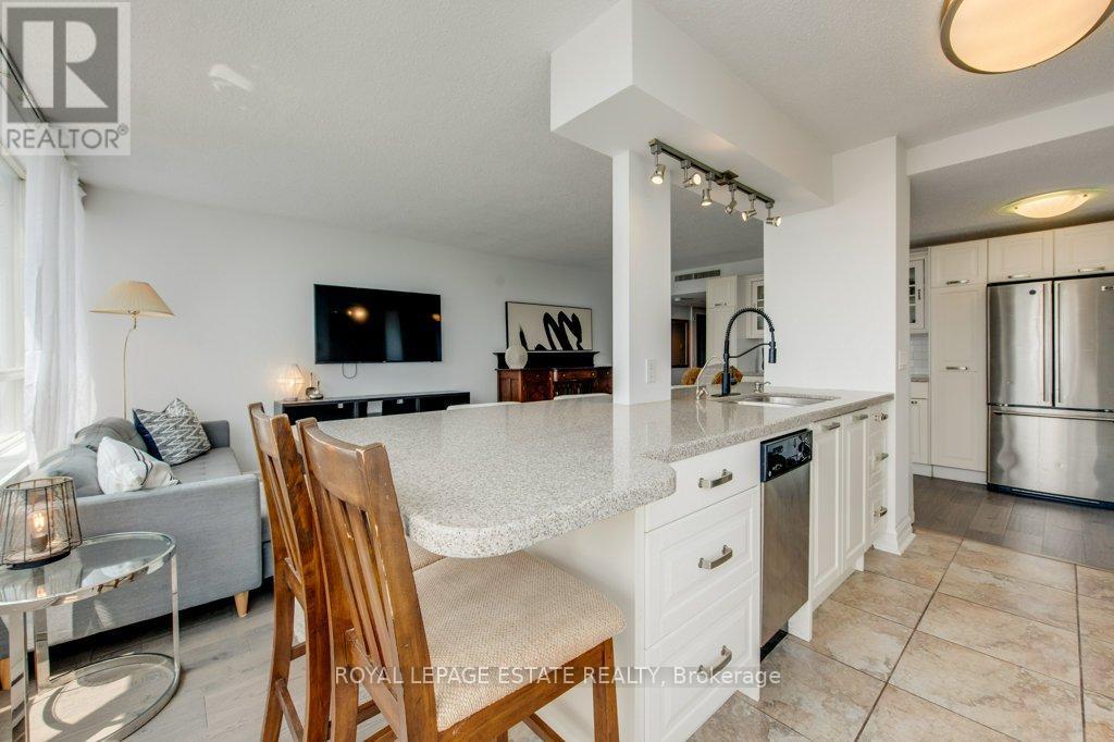 












1012 - 160 ALTON TOWERS CIRCLE

,
Toronto,




Ontario
M1V4X8

