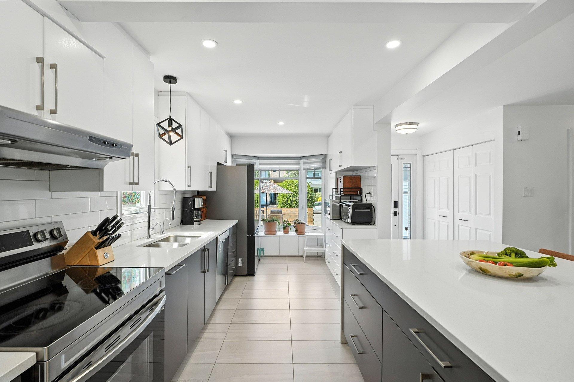 









33


Rue des Parulines

,
Gatineau (Hull),




QC
J9A1Z8

