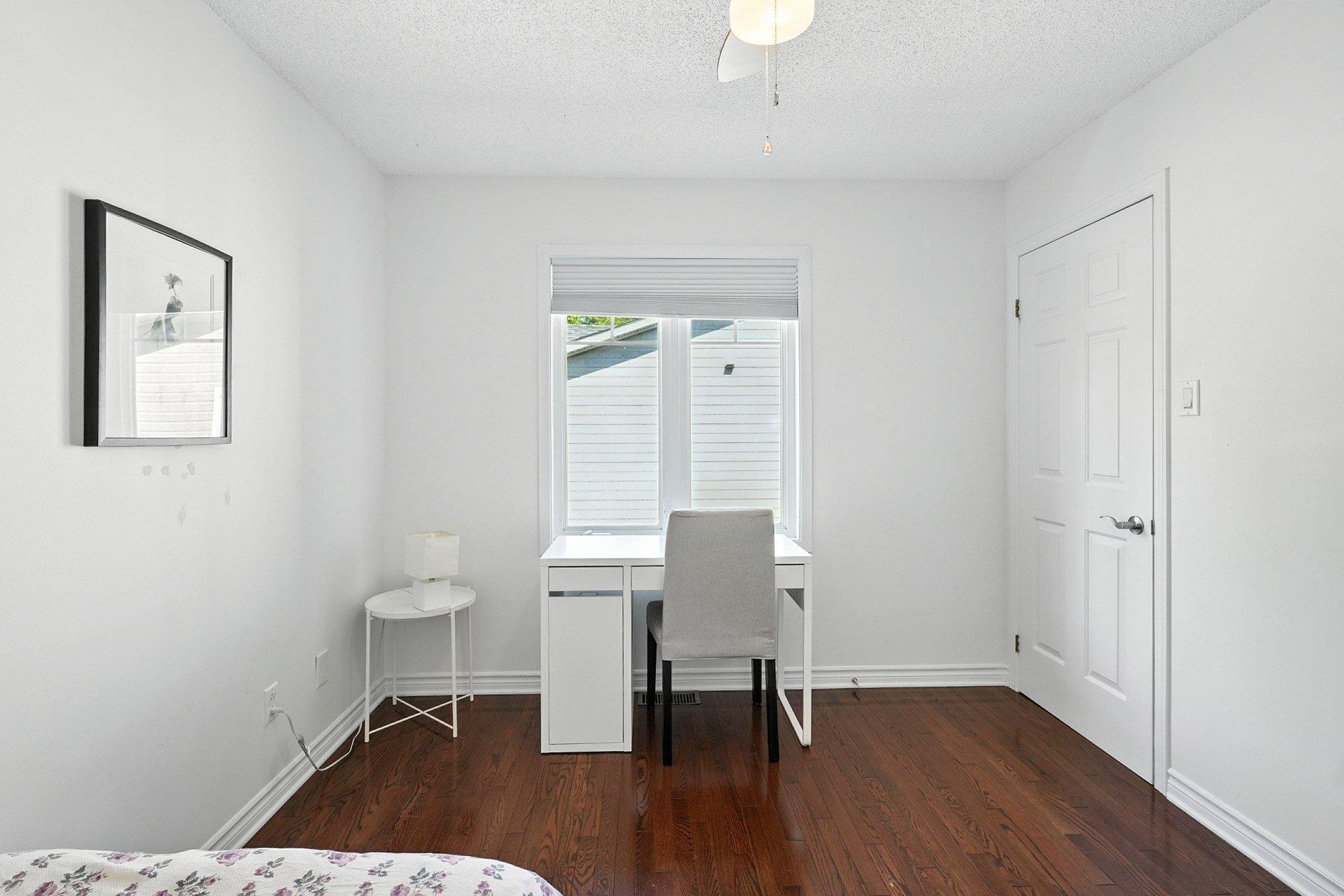 









33


Rue des Parulines

,
Gatineau (Hull),




QC
J9A1Z8

