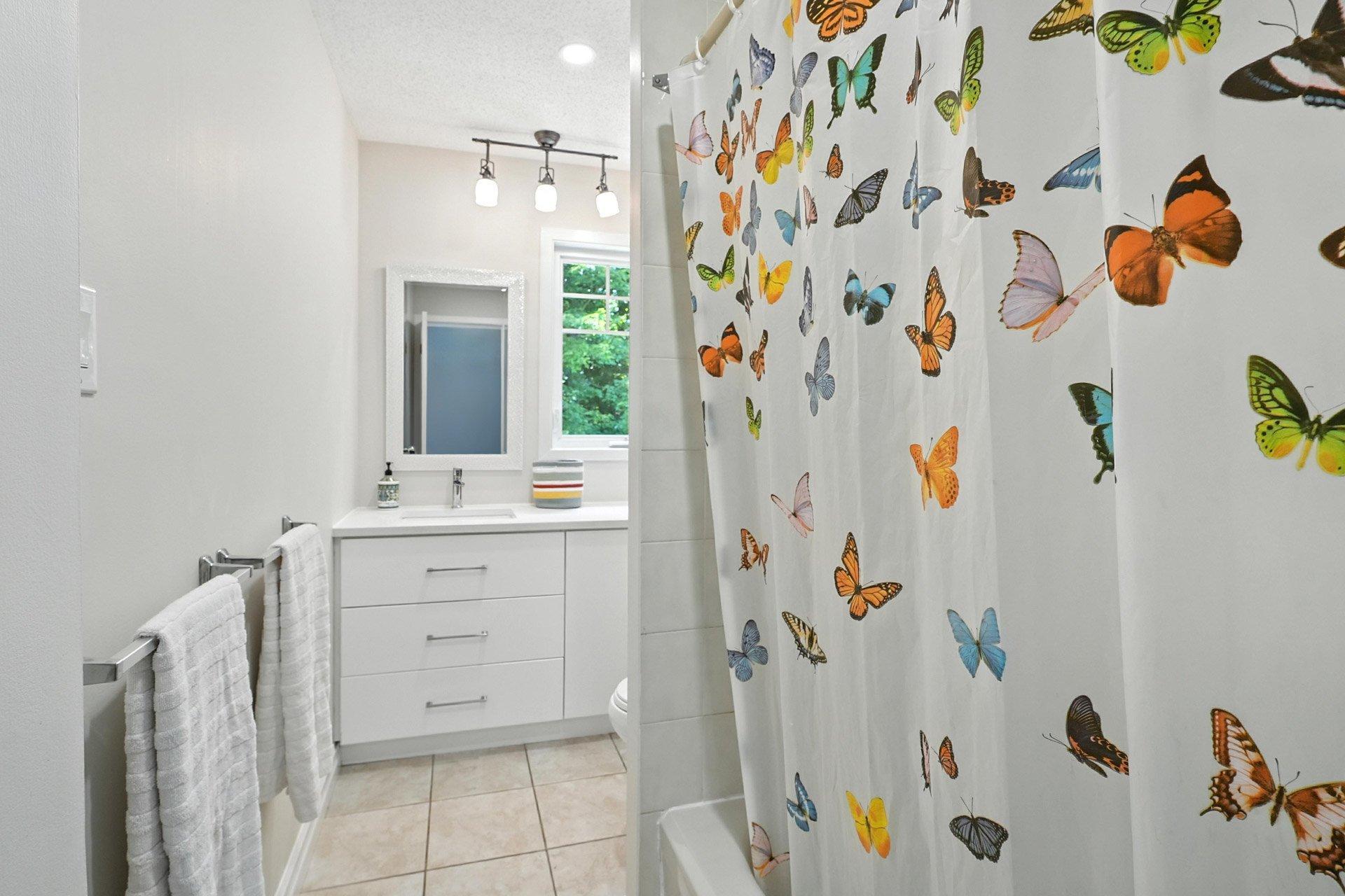 









33


Rue des Parulines

,
Gatineau (Hull),




QC
J9A1Z8

