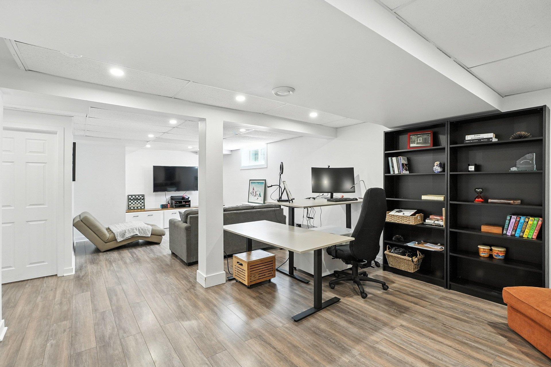 









33


Rue des Parulines

,
Gatineau (Hull),




QC
J9A1Z8

