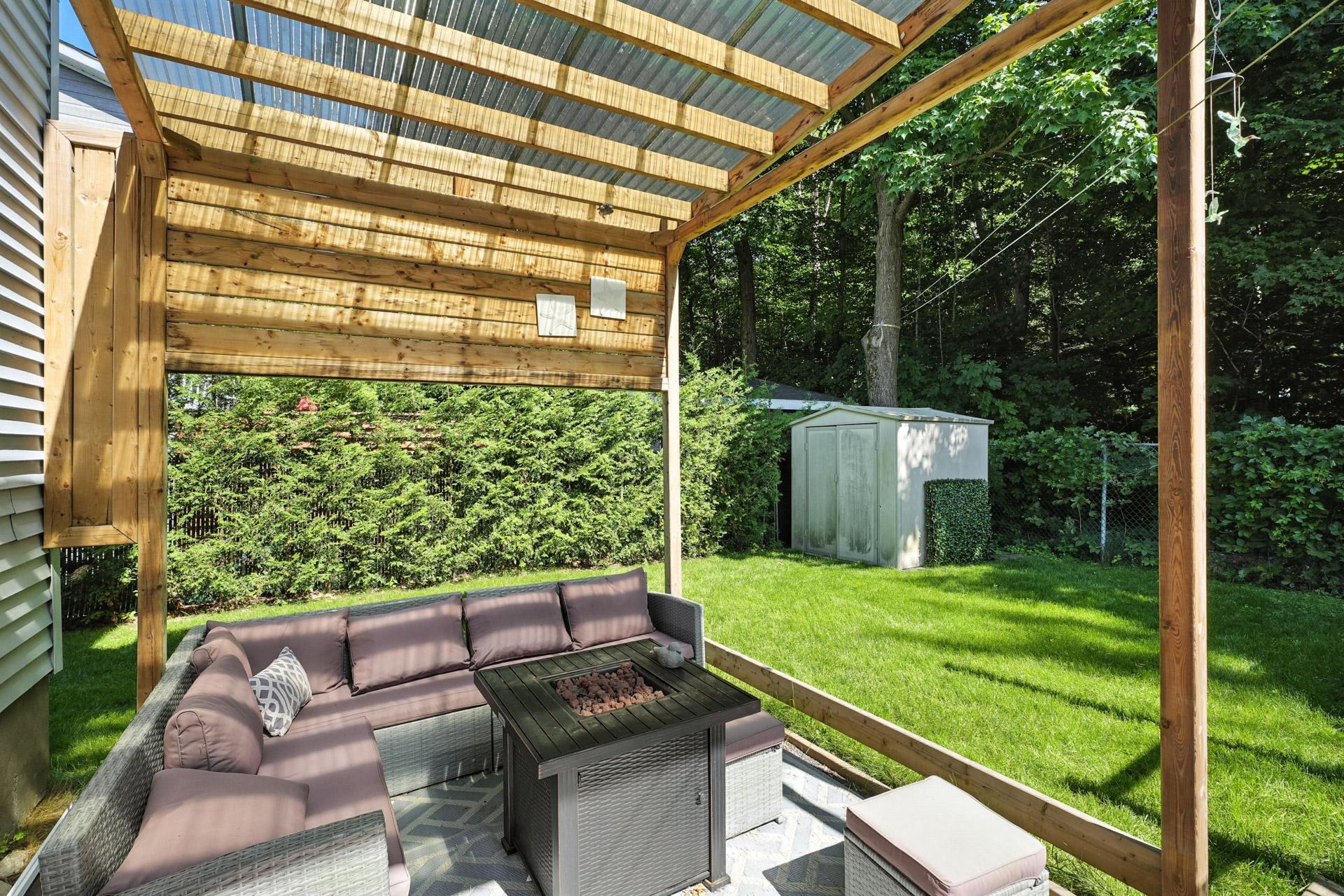 









33


Rue des Parulines

,
Gatineau (Hull),




QC
J9A1Z8

