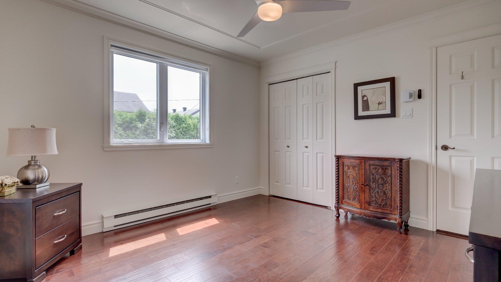 









385


Rue François-Le Ber

,
La Prairie,




QC
J5R5M1

