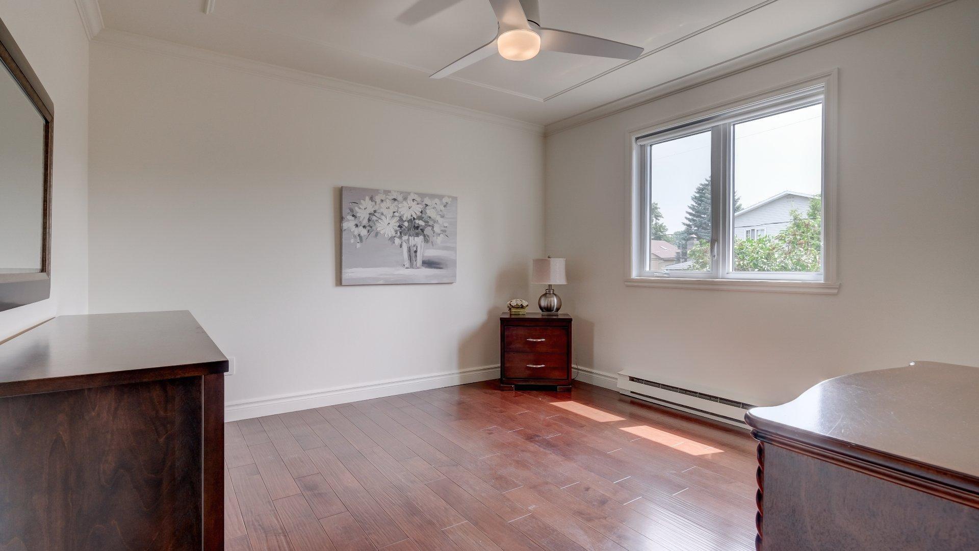 









385


Rue François-Le Ber

,
La Prairie,




QC
J5R5M1

