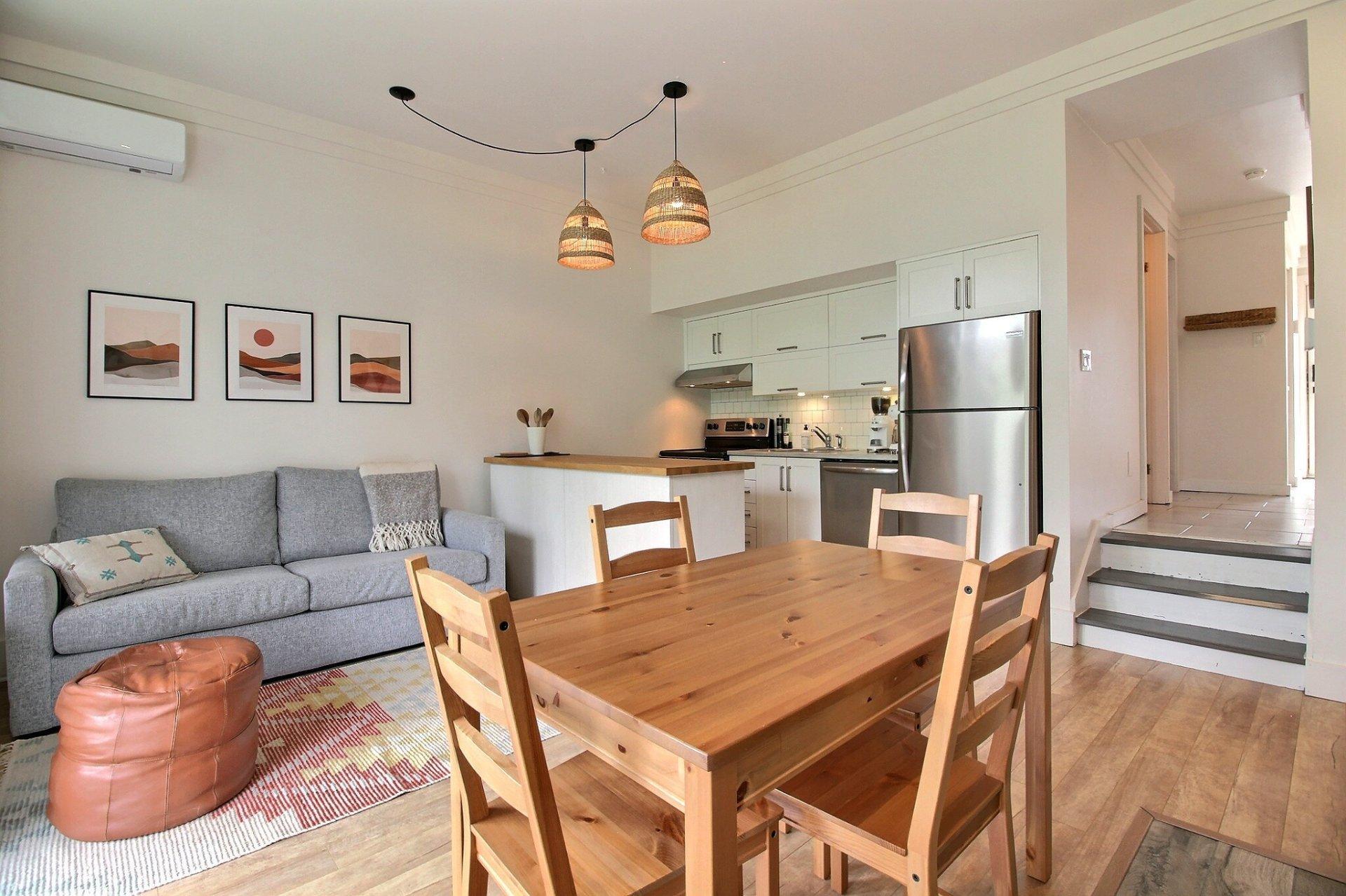 









14


Rue de la Sarcelle

, 515,
Orford,




QC
J1X6Z8

