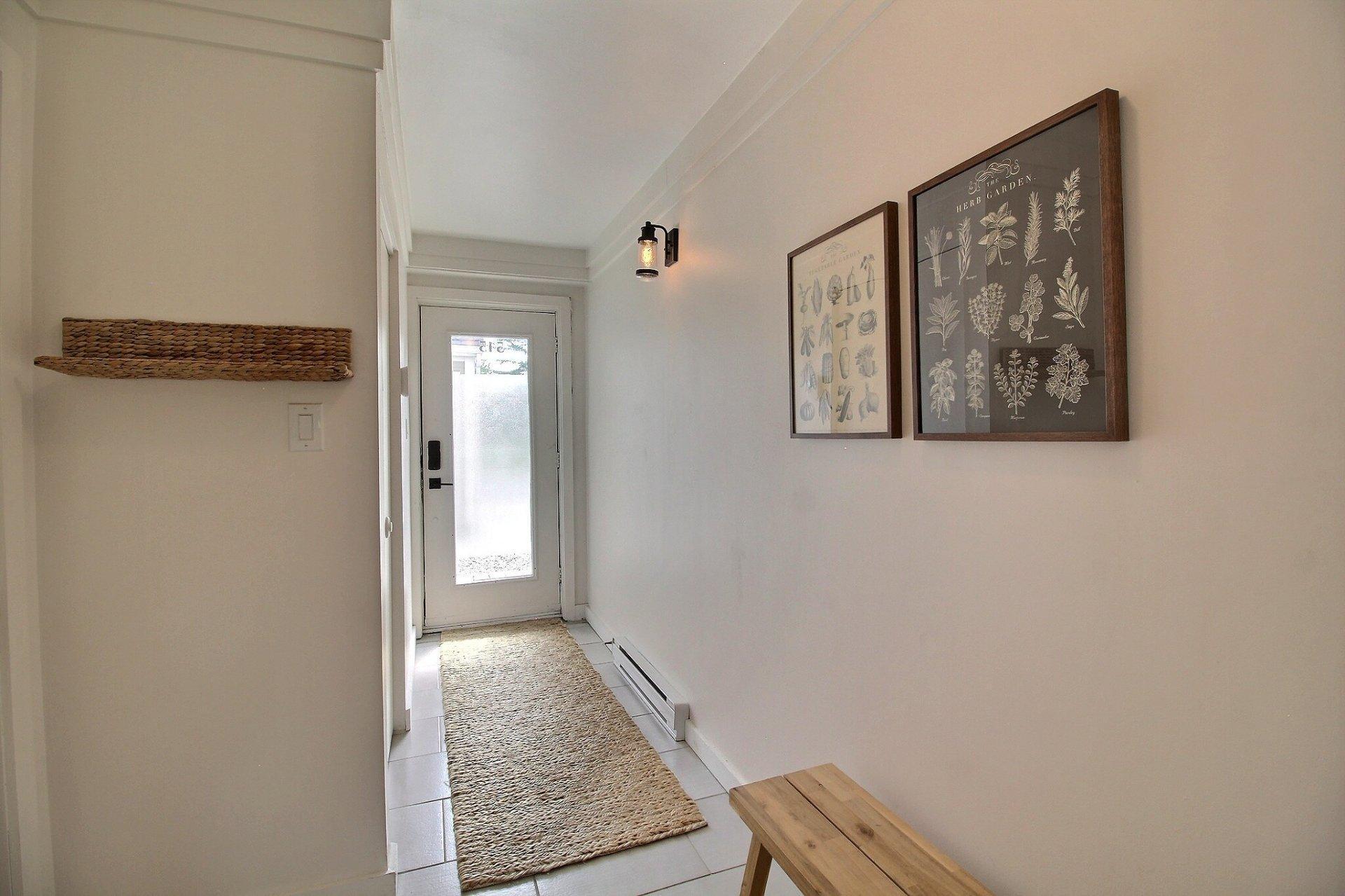 









14


Rue de la Sarcelle

, 515,
Orford,




QC
J1X6Z8

