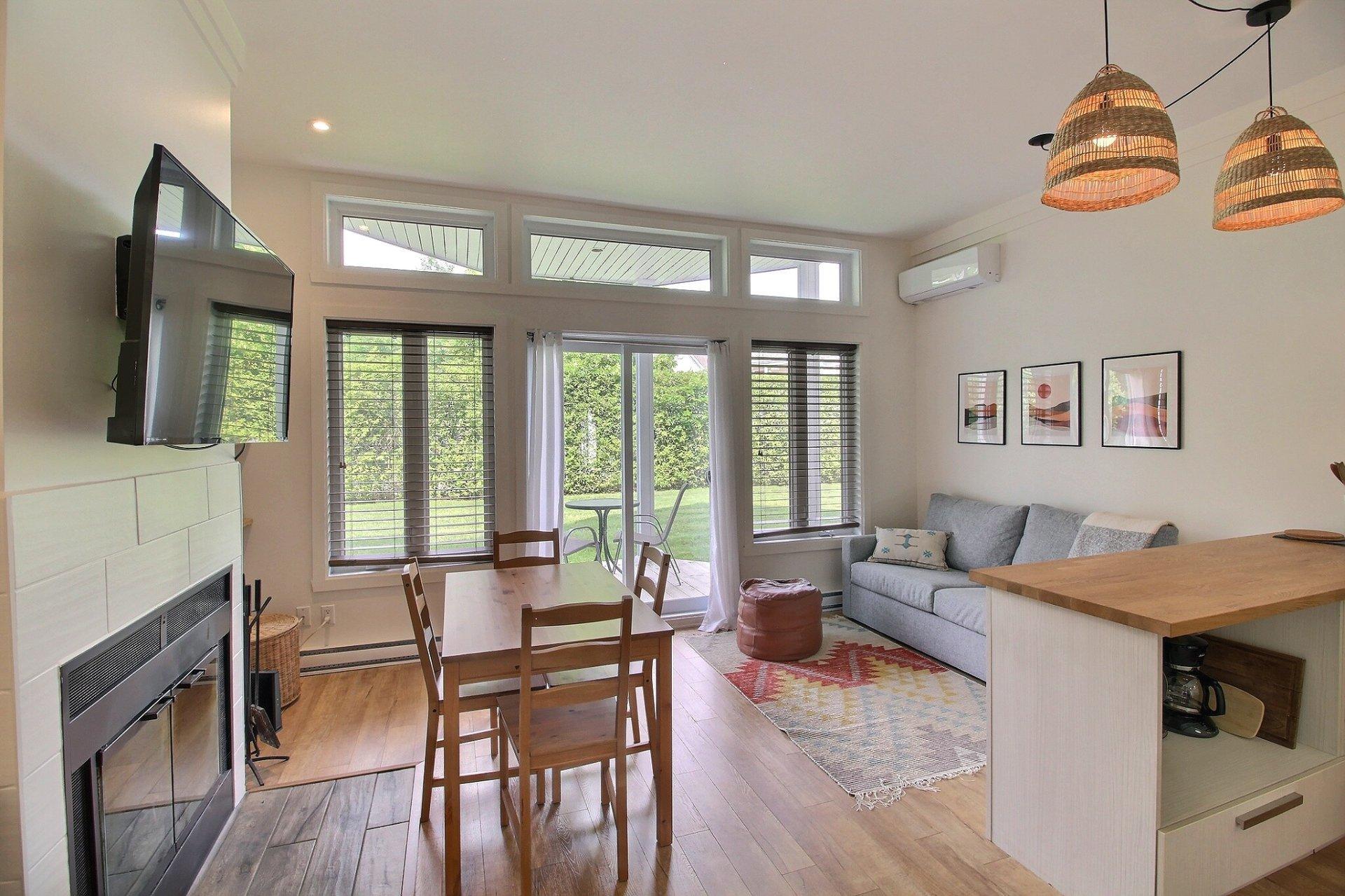 









14


Rue de la Sarcelle

, 515,
Orford,




QC
J1X6Z8

