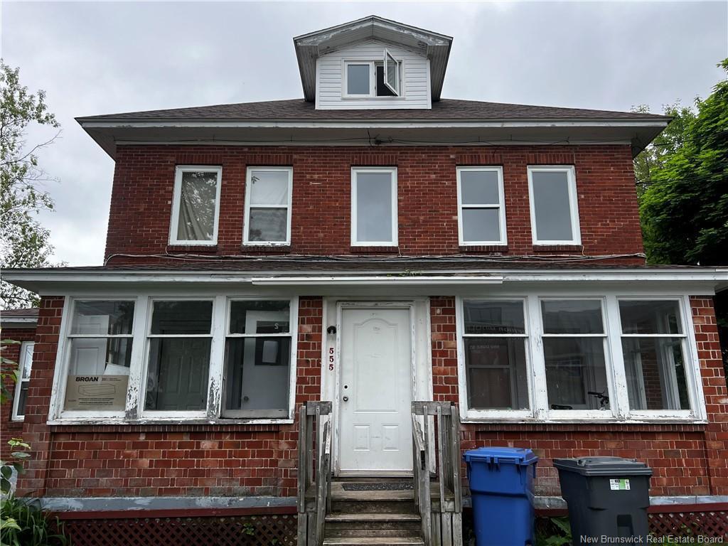









555


Duke

,
Bathurst,




NB
E2A 2X6

