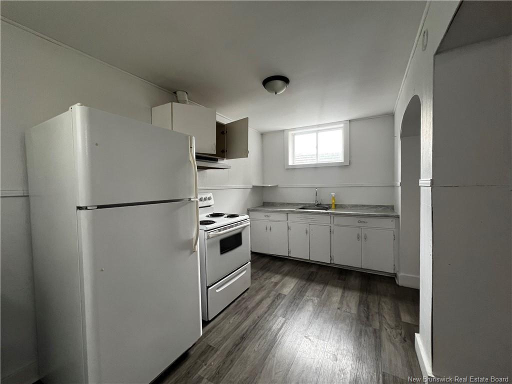 









555


Duke

,
Bathurst,




NB
E2A 2X6

