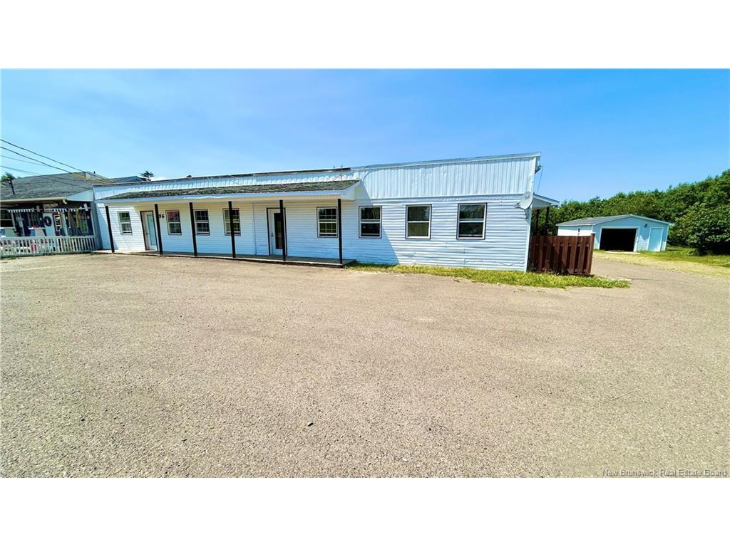 









896


des Acadiens

BLVD,
Bertrand,




NB
E1W 1H6

