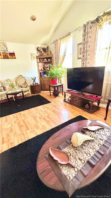 









896


des Acadiens

BLVD,
Bertrand,




NB
E1W 1H6

