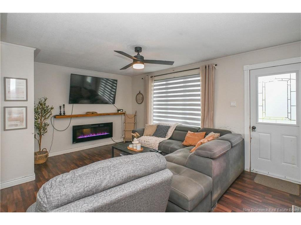 









32


McLaughlin

RD,
Pointe-à-Bouleau,




NB
E1X 2G4

