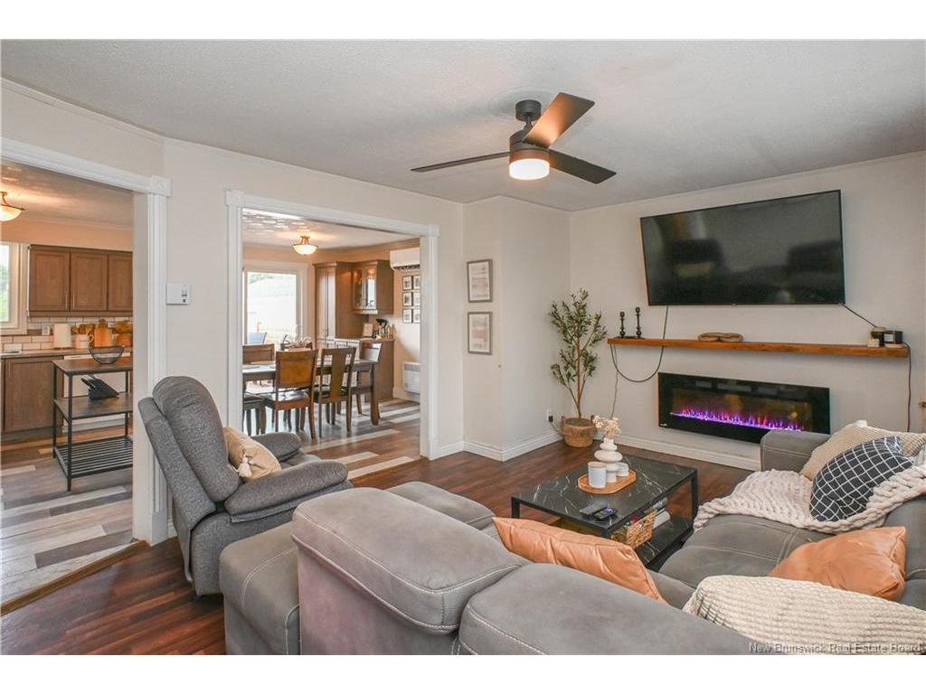 









32


McLaughlin

RD,
Pointe-à-Bouleau,




NB
E1X 2G4

