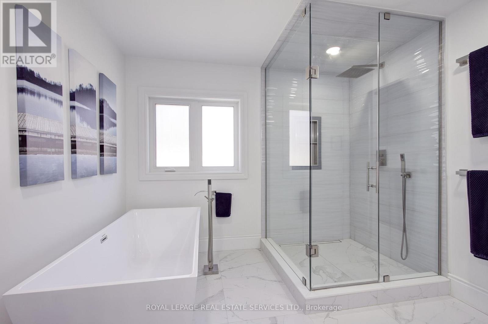 












1079 SKYVALLEY CRESCENT

,
Oakville,




Ontario
L6M3L2

