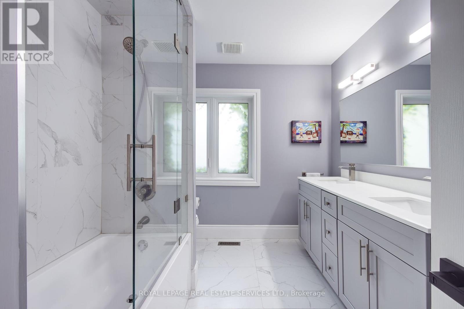 












1079 SKYVALLEY CRESCENT

,
Oakville,




Ontario
L6M3L2

