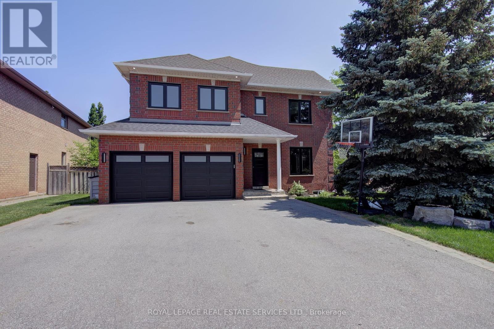 












1079 SKYVALLEY CRESCENT

,
Oakville,




Ontario
L6M3L2

