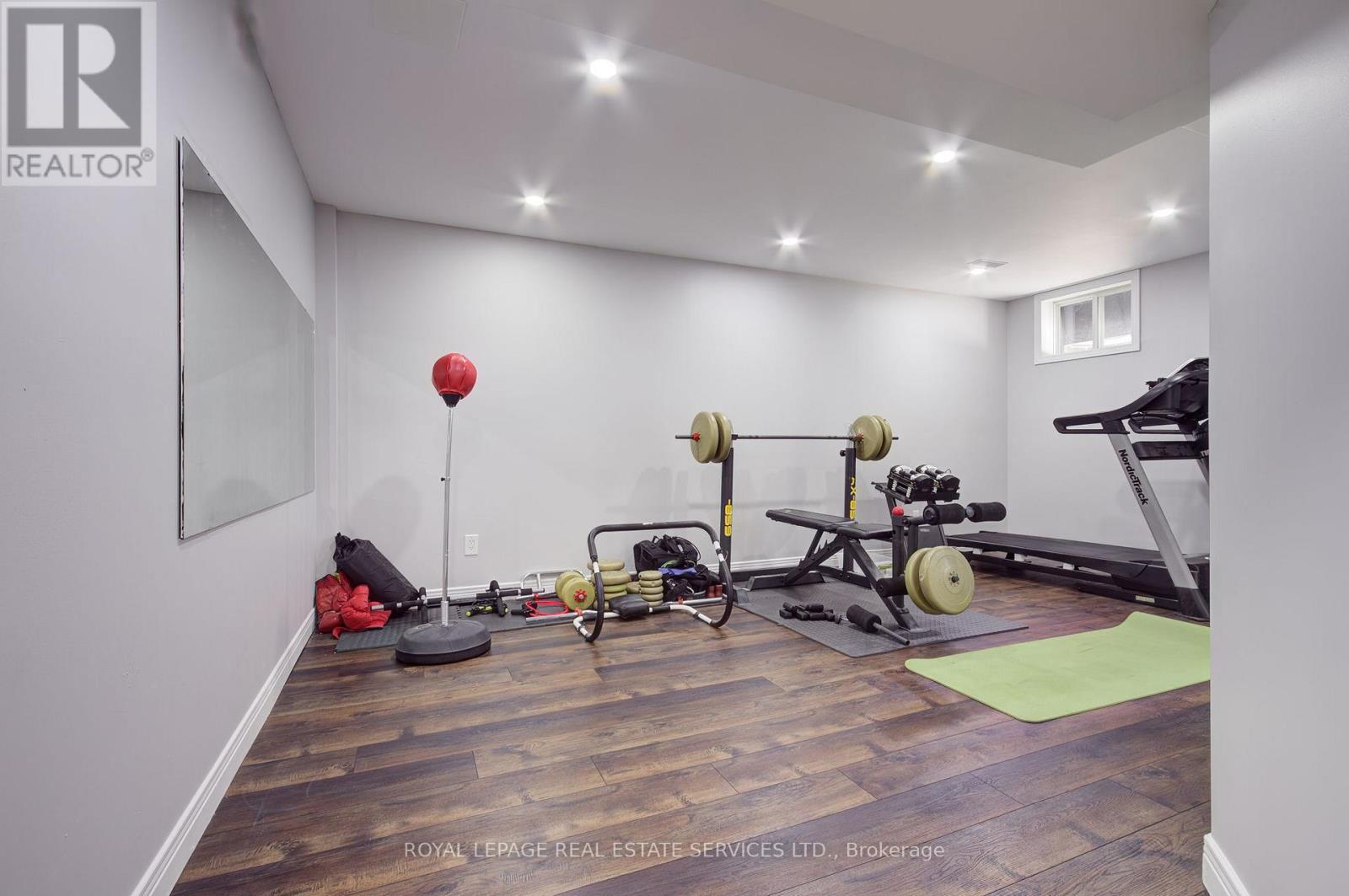 












1079 SKYVALLEY CRESCENT

,
Oakville,




Ontario
L6M3L2

