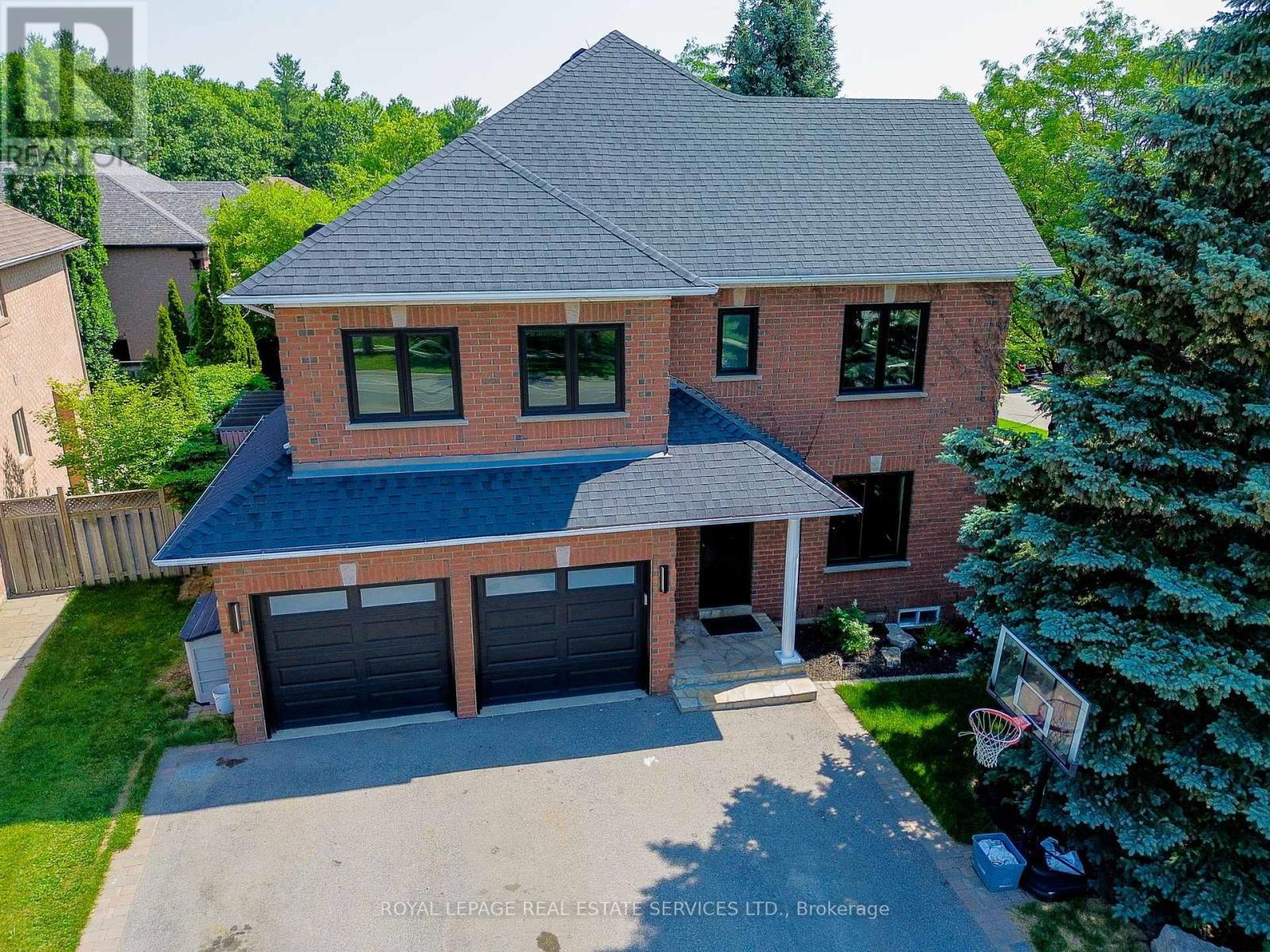 












1079 SKYVALLEY CRESCENT

,
Oakville,




Ontario
L6M3L2

